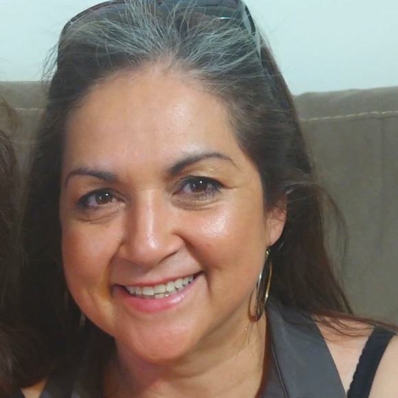 Meet your Posher, Alicia - Picture 1 of 1